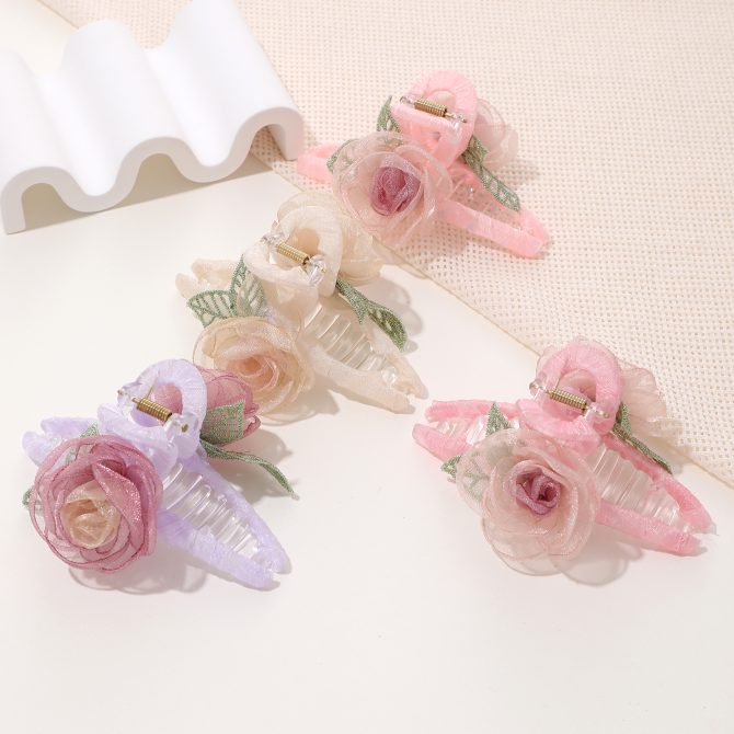 Rose Claw