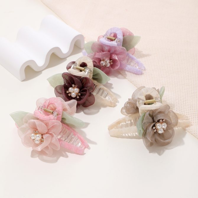Flower Claw Clip With Pearl