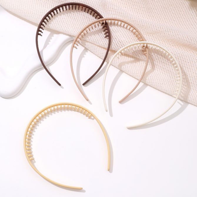 Toothed Headband