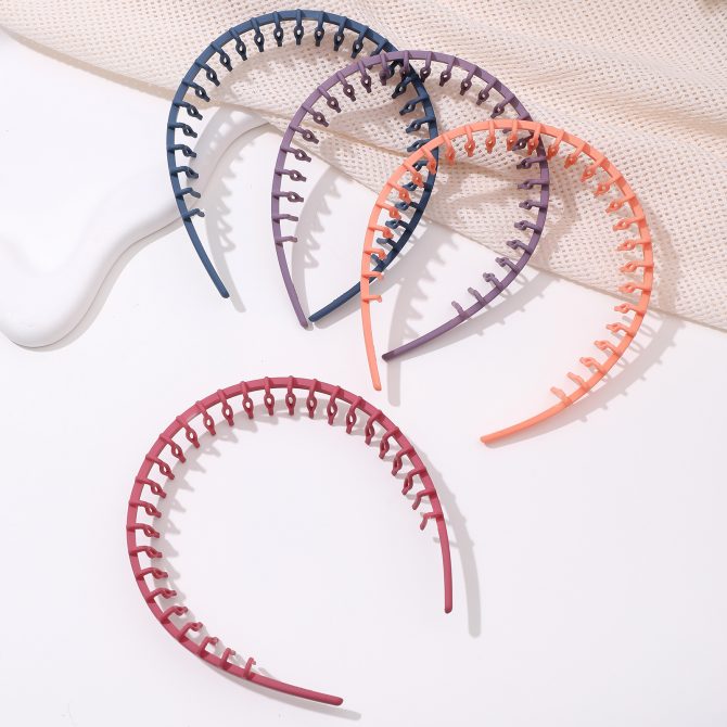 Toothed Headband