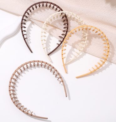 Toothed Headband