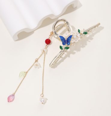 Butterfly claw