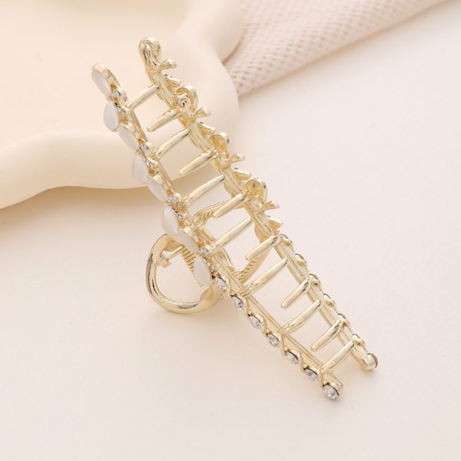 Pearl&Crystal Banana Claw Clip