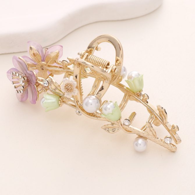 Rhinestone Flower Claw