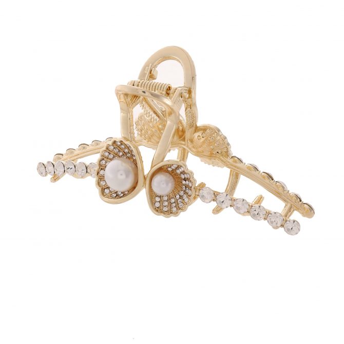 Gold Metal Claw With Pearls