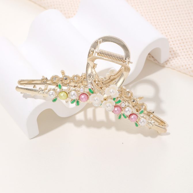Colourful Pearl Gold Clip Claw