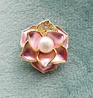 Small Gold Metal Rhinestone Pearl Pink Flower Opal Brooch