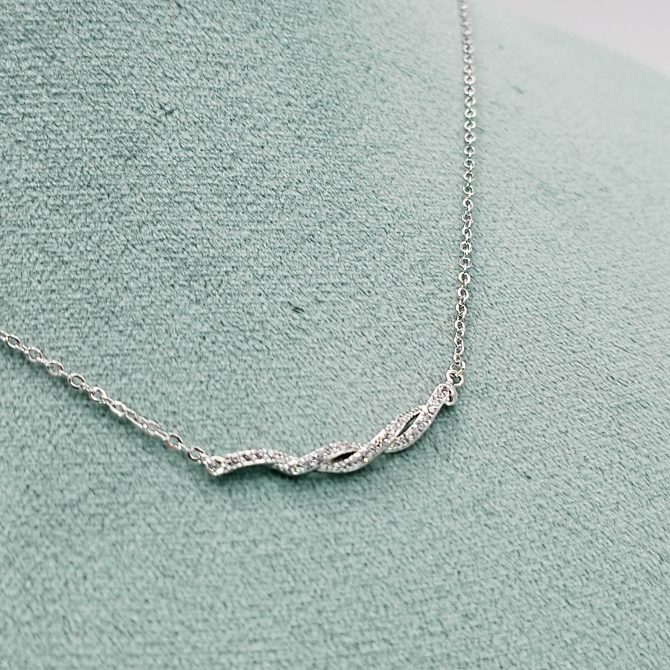 EMAMI & CO Silver Crystal Necklace