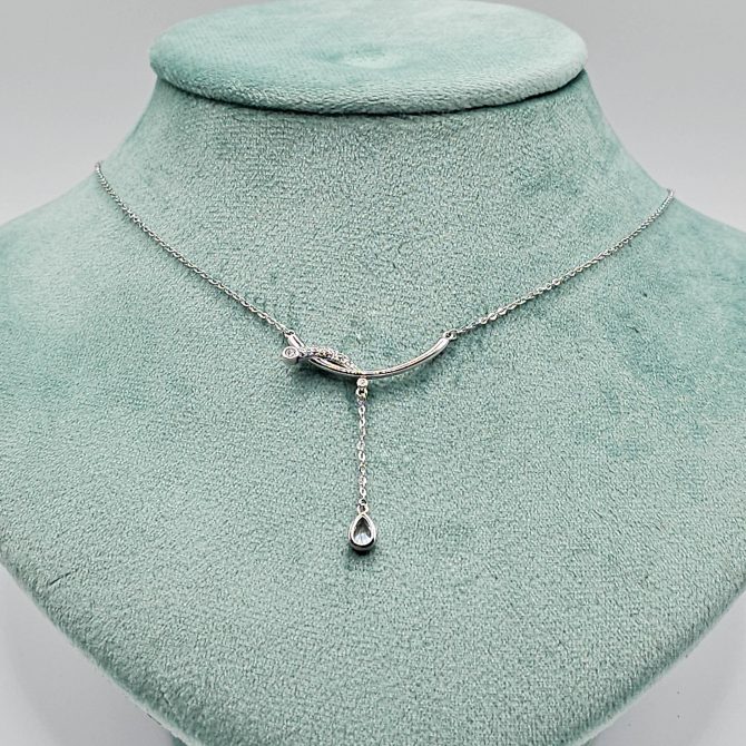 EMAMI & CO Silver Drop Shape Crystal Necklace